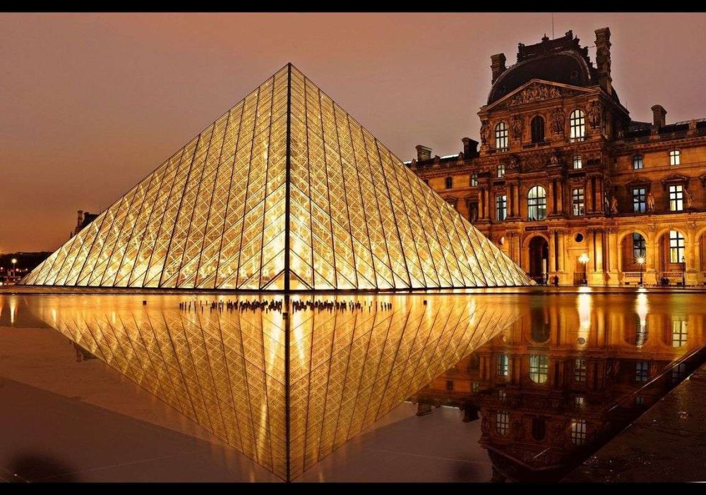 Louvre